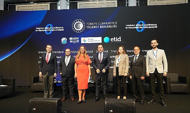 E-Ticaret Devlerinin CEO’ları “Yapay Zekâ Çağında E-Ticaretin Geleceği Zirvesi”nde Buluştu!