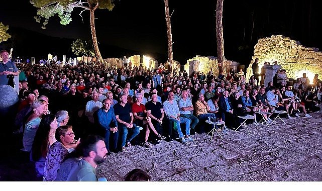 Phaselis Festivali’nde “Samida” sahne aldı