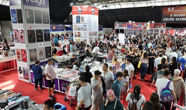 Antalya Kitap Fuarı 3 Ekim Cuma Günü Başlıyor: Kaçırılmayacak Edebiyat Dalgası Başlıyor!