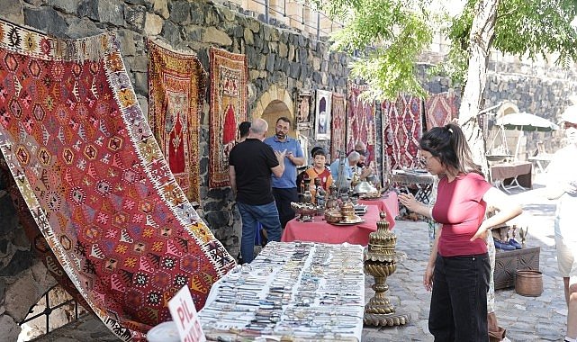 Antika ve Koleksiyon Meraklıları Tarihin Merkezinde Buluşuyor