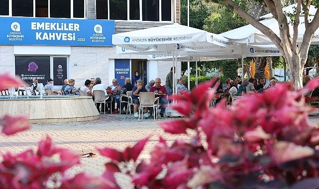 Büyükşehir Belediyesi emeklileri de unutmuyor