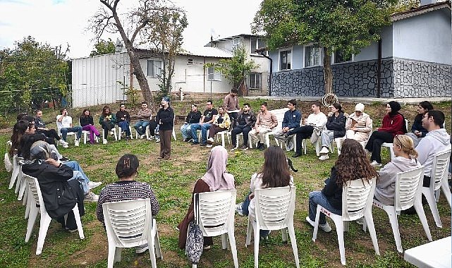 Gençler Nilüfer’in Üçpınar Mahallesi’nde bir araya geldi