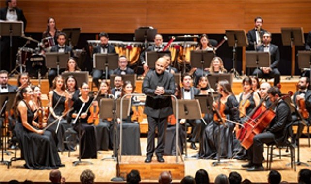 İzmir Oda Orkestrası’ndan Cumhuriyet Bayramı’na özel muhteşem konser