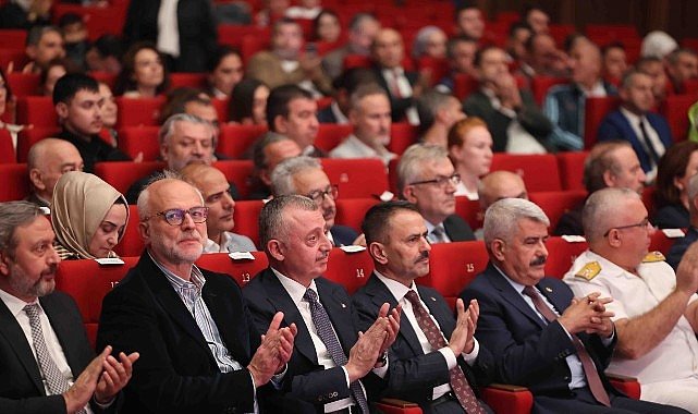 Kocaeli Kitap Fuarı’nın Görkemli Açılışı: Edebiyatın Büyülü Kapısı