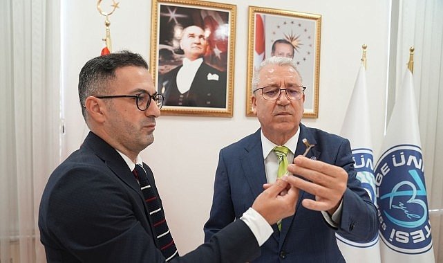 Küçük Adımlarla Büyük Umut: Ege Üniversitesi Akademisyeninden Akciğer Kanserinde Yeni Tedavi Yaklaşımı