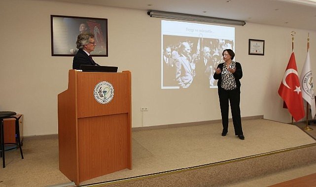 EÜ’de Cumhuriyet döneminde sağlık politikaları konuşuldu