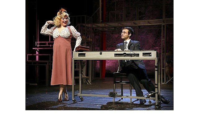 İBB Şehir Tiyatroları Aralık Ayında 36 Oyunu Seyirciyle Buluşturuyor