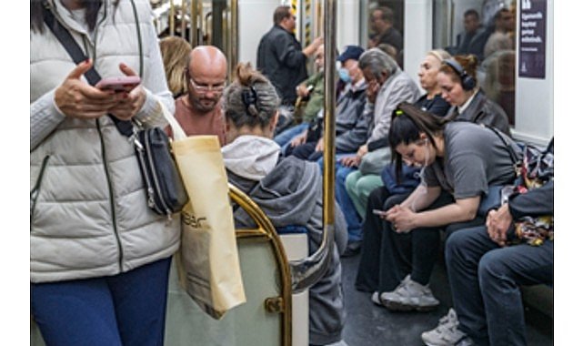 İzmir Metrosu’nda kesintisiz iletişim dönemi başladı