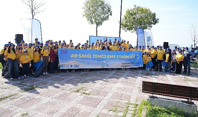 Kadıköy’de sahil temizliği