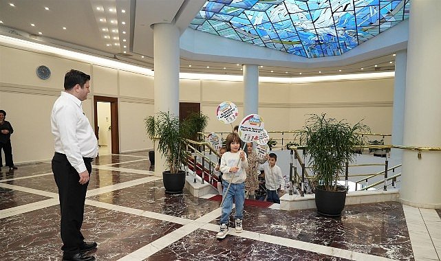 Kadıköylü miniklerden çocuk hakları mesajı…