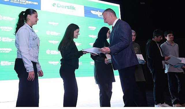 YKS ve LGS’ye ücretsiz hazırlık programı Kılavuz e-Derslik açıldı