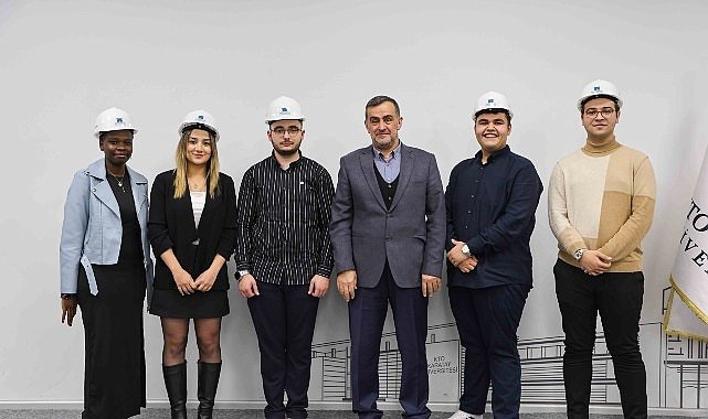 Mesleğe İlk Adım: KTO Karatay Üniversitesi Öğrencileri Baretlerini Taktı