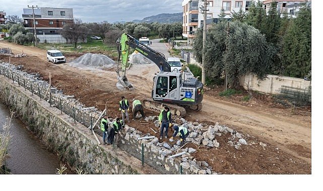 Aydın Büyükşehir Belediyesi Kentin Dört Bir Yanında Eş Zamanlı Çalışmalarını Sürdürüyor