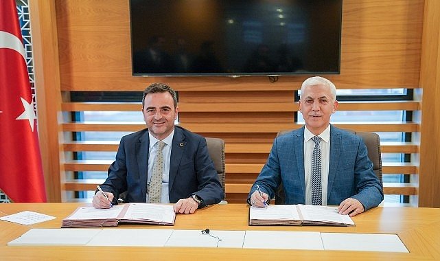 Başiskele’de Dijital Hizmet Dönemi Başladı, İSU ve Başiskele Belediyesi Arasında Protokol İmzalandı