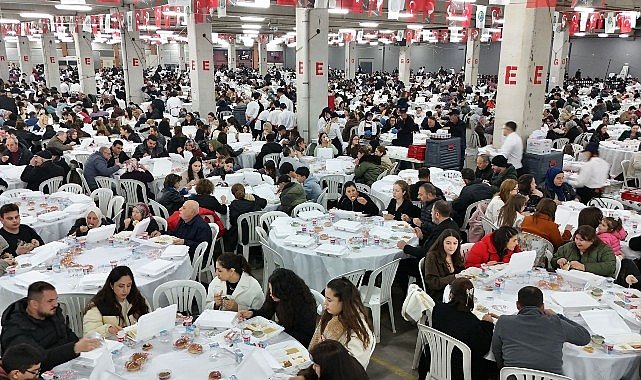 Başkan Pehlivan, iftarı belediye ailesiyle karşıladı