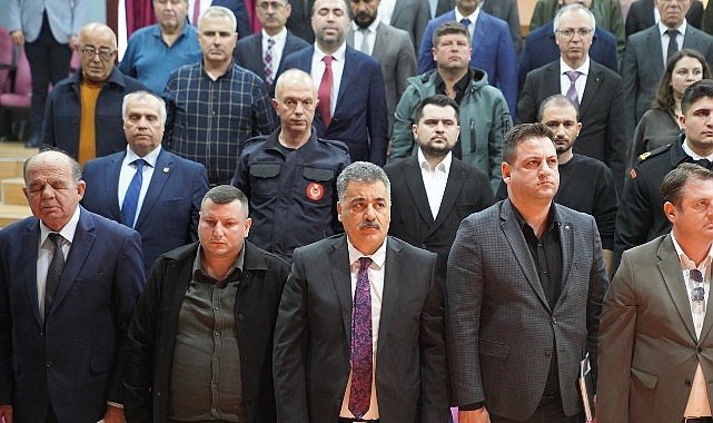 İlçe Afet Müdahale Planları Koordinasyon Toplantısı, Seferihisar’da Vali Yardımcısı İsmail Çorumluoğlu başkanlığında gerçekleştirildi.