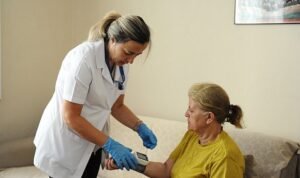 Karşıyaka Belediyesi’nden sağlıkta güçlü destek