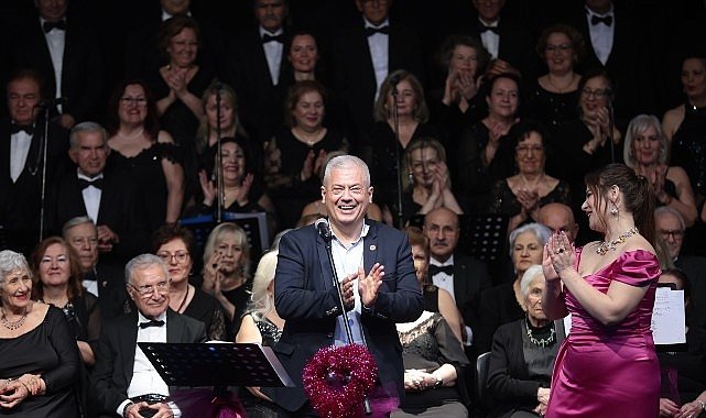 Konak’ta şarkılar sevgiyi anlattı