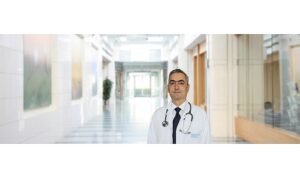 Sigara bağımlılığı 18 yaşından önce başlıyor