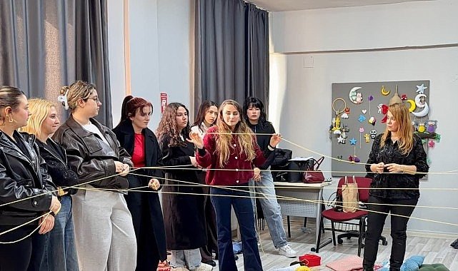 Yenişehir’de genç kadınlara ‘Güvenli ilişki’ rehberi