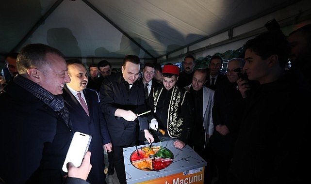 Bakan Kacır’dan Büyükşehir’e ziyaret