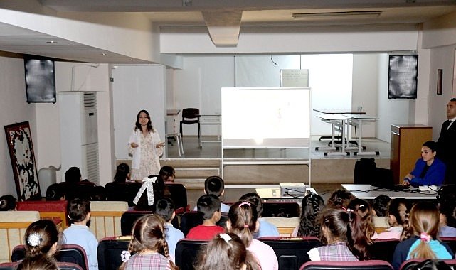 Bayraklı’da 14 Okulda 2 Bin 200 Öğrenciye Hijyen Eğitimi