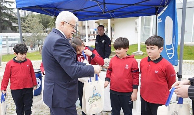Burhaniye Belediyesi’nden Uluslararası Sıfır Atık Günü’ne Anlamlı Etkinlik