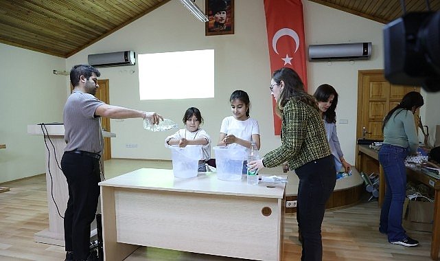 Büyükşehir Belediyesi çocuklara suyun önemini anlatıyor