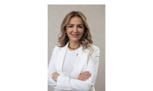 Polikistik Böbrek Hastalığında Kadın Olmak: Görünmeyen Yükler, Sessiz Mücadeleler