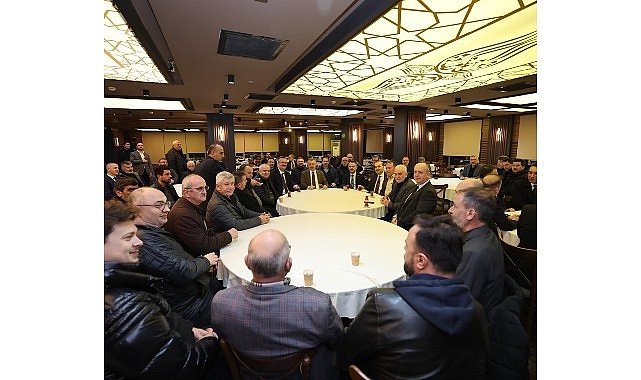 Ziraatçılar, Başkan Büyükakın’ı çay içmeden bırakmadı