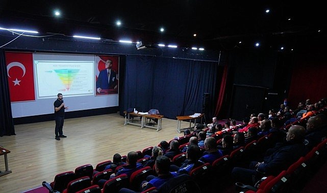 Ayvalık’ta Çevre Hamlesi: Atık Getirme Merkezi İçin Eğitim Başladı