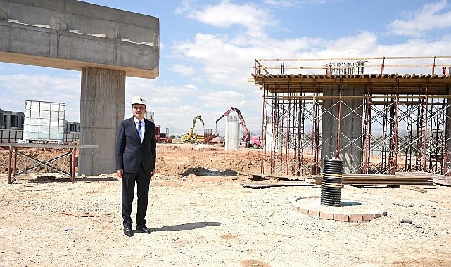 Başkan Altay İnşası Süren TÜMOSAN Kavşağı’nda İncelemelerde Bulundu