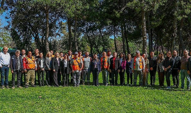 Başkan Vekili Özdemir Atatürk Kültür Parkı’nın emektarlarıyla buluştu