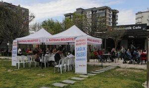 Bayraklı’da Sağlık Haftası’nda Sağlık Hizmeti Vatandaşla Buluştu