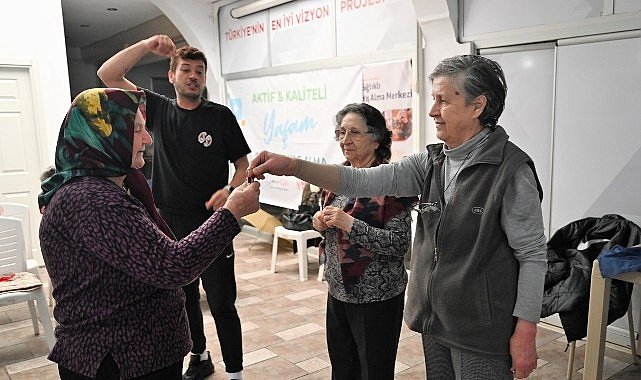 Bornova’da yaratıcı drama ile hayata yeniden katılım