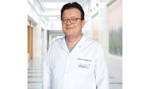 Derin beyin simülasyonu Parkinson’da zamanı geriye sarabilir