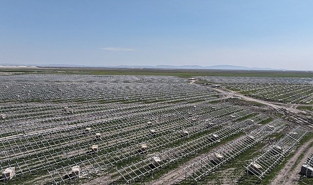 Konya Büyükşehir’den Yenilenebilir Enerjide Dev Atılım  Başkan Altay: “GES Yatırımlarında Türkiye’de Birinci Sıraya Yerleşmiş Olduk”