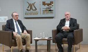 “Türk Tarih“Türk Tarihinden İzler”de Nisan Ayı Konuğu Prof. Dr. İsmail Türkoğlu Oldu!inden İzler”de Nisan Ayı Konuğu Prof. Dr. İsmail Türkoğlu Oldu!