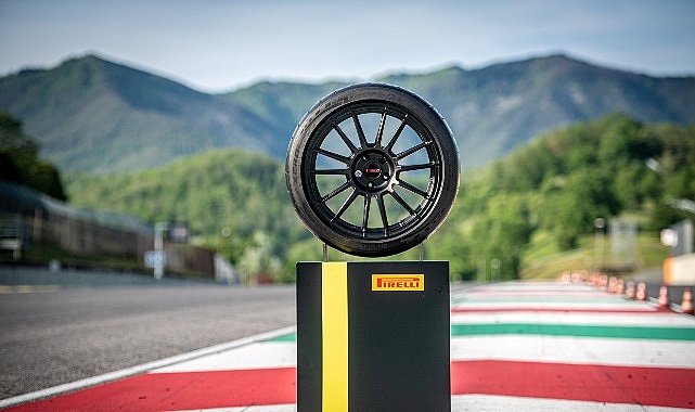 Tyre Reviews’a Göre Dünyanın En Hızlı Lastiği: Pirelli P Zero Trofeo RS