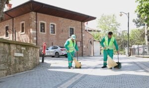 Bursa’nın Dünyaca Ünlü Tarihi Alanlarına Özel Temizlik Ekibi