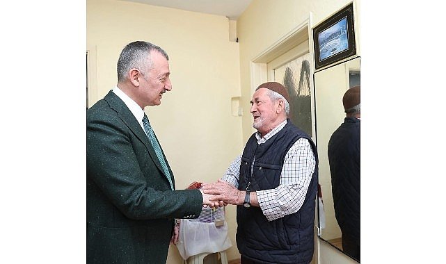 Büyükakın’dan Cavit Amca’yı sevindiren sürpriz