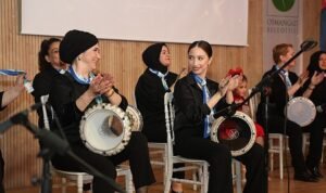 Osmangazi’de Anneler ve Kızları Aynı Sahnede Ritim Tuttu