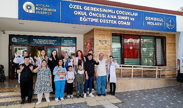 Özel bireylerden Anneler Günü’ne anlamlı sürpriz
