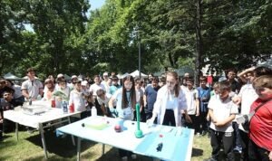 İnegöl’de Tübitak 4006-C Bilim Festivali Gerçekleştirildi