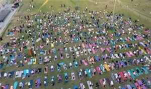 Matlar çimlere serildi Kültürpark’ta yoga rüzgârı esti
