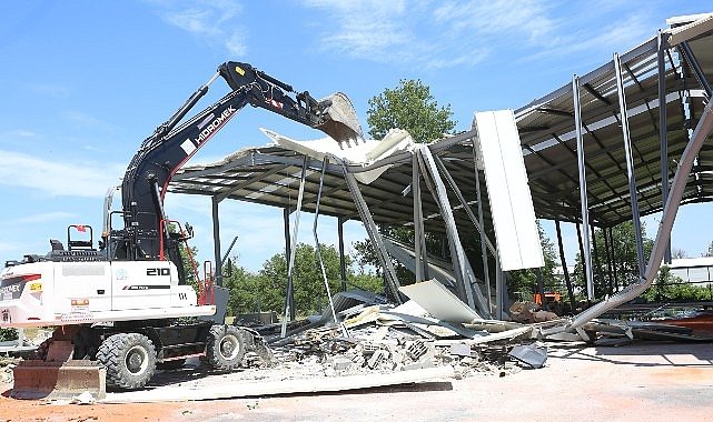 Nilüfer’de iki mahallede yıkım