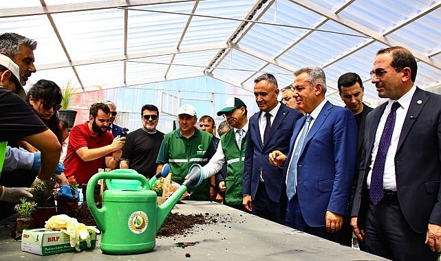 Öğrencileri Doğayla Buluşturan “Kemalpaşa Tarım ve Doğal Yaşam Köyü” Açıldı