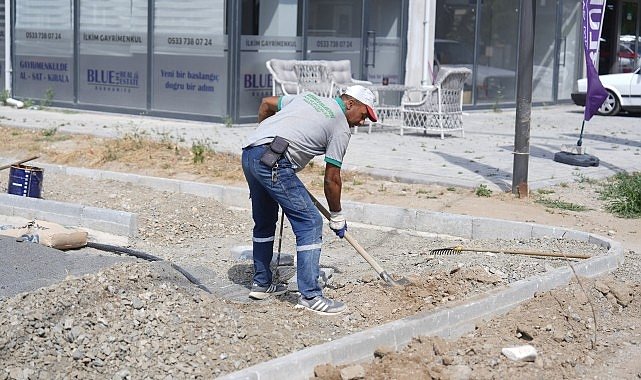 Park ve Bahçeler Müdürlüğü’nden İlçe Genelinde Yoğun Çalışma