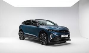 Yeni Renault Megane E-Tech Elektrikli: Etkileyici Tasarım, Dinamizm ve Teknoloji  Kategori: Otomotiv