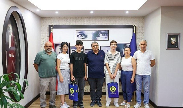 Başkan Vekili Benzer LGS şampiyonlarını ağırladı